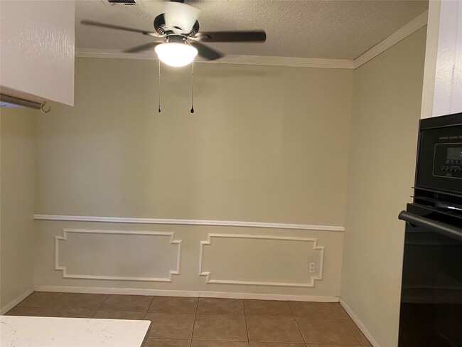Building Photo - 8306 Springtime Ln