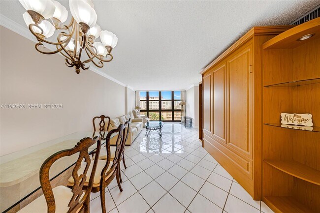 Building Photo - 2017 S Ocean Dr