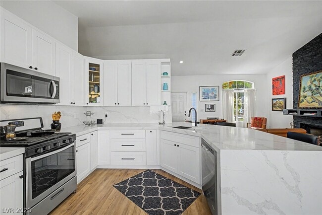 Building Photo - 679 Scenic Tierra Ln