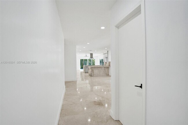 Building Photo - 4024 Frances Dr