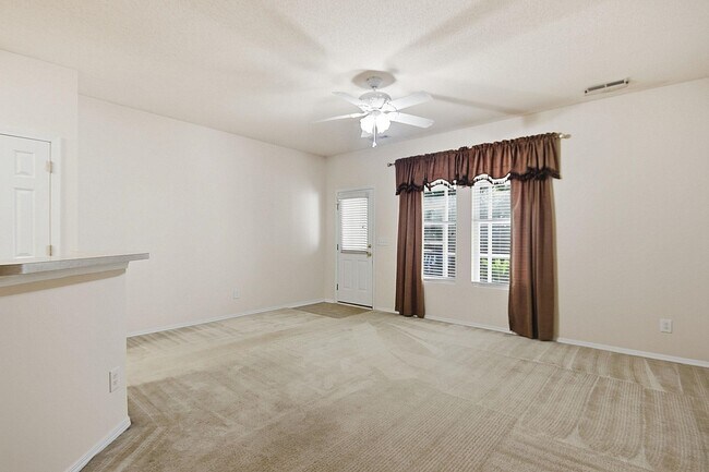 Building Photo - 113 Olde Towne Way