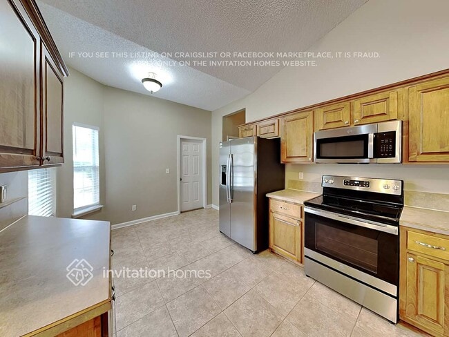 Building Photo - 2915 Majestic Oaks Ln