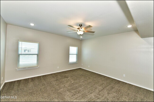 Building Photo - 541 Paseo Modesto Dr