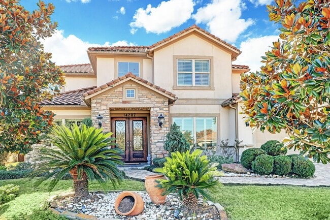 Primary Photo - 14207 Bay Cliff Ct