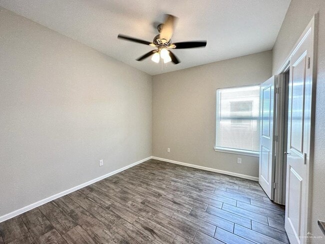 Building Photo - 1205 W Sucre Dr