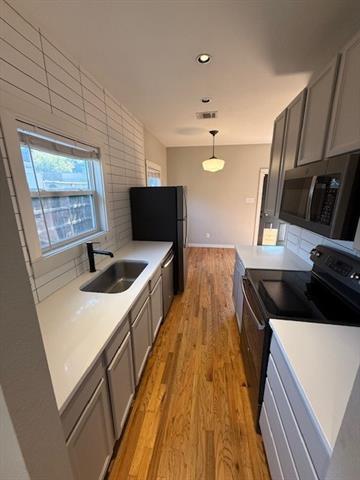 Building Photo - 1314 Stewart Dr