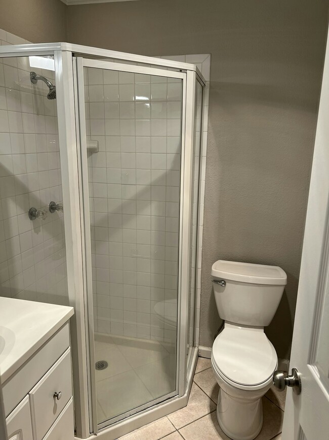 Building Photo - 10622 Hermosa Dr