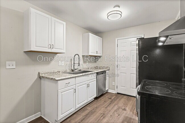Building Photo - 195 Cross Brook Dr