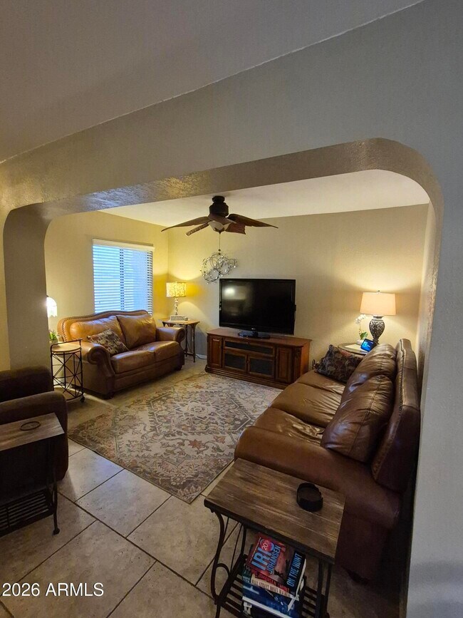 Building Photo - 1861 Montana Vista