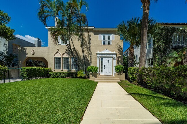 Building Photo - 211 Seaspray Ave