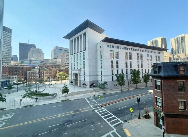 Building Photo - 121 Portland St