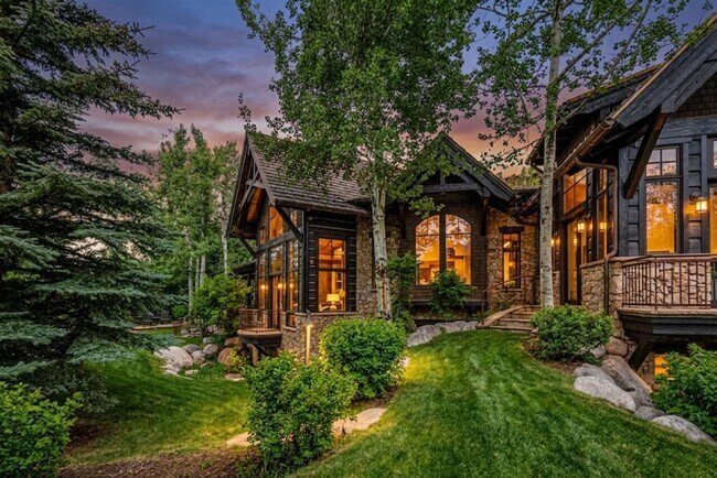 Building Photo - 27 Nighthawk Dr