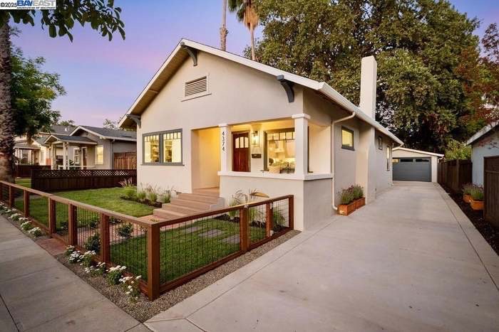 Building Photo - 4374 First St