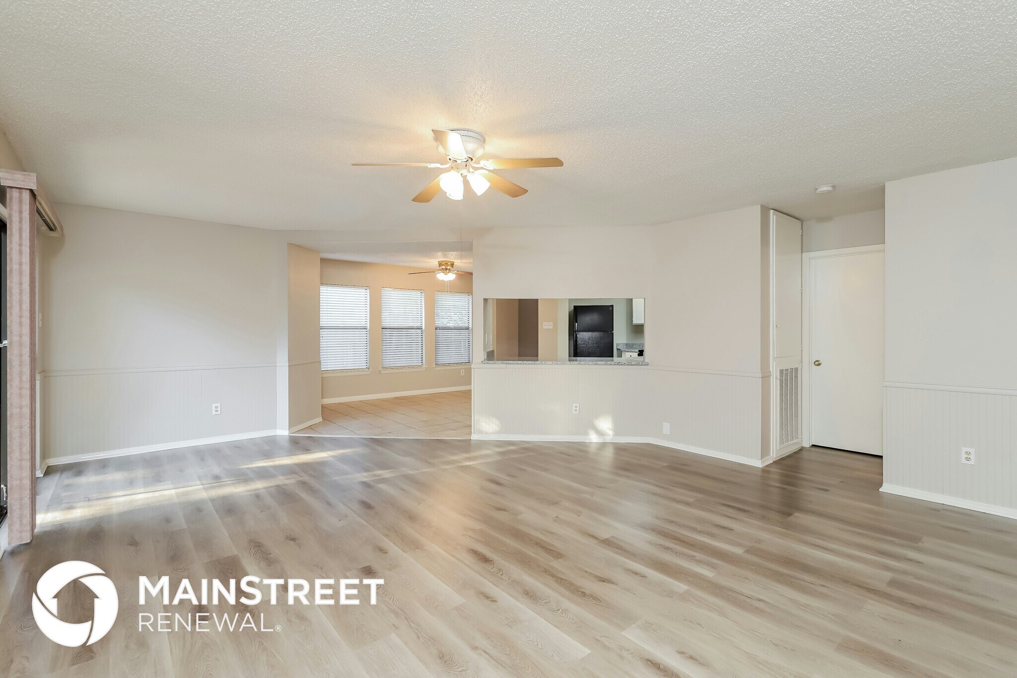 Building Photo - 13406 Forum Rd