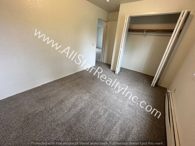 Building Photo - 216 N Flower St