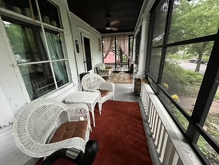 Cozy front screened in porch with ceiling fan - 998 Margaret St