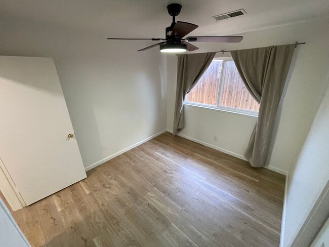 Building Photo - Wonderful and Spacious 4 Bedroom Concord H...