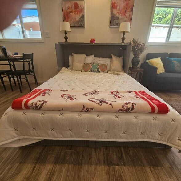 Building Photo - 4510 Willens Ave