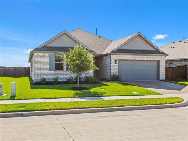 Building Photo - 2219 Primrose Trl