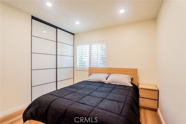 Building Photo - 25492 Sarita Dr