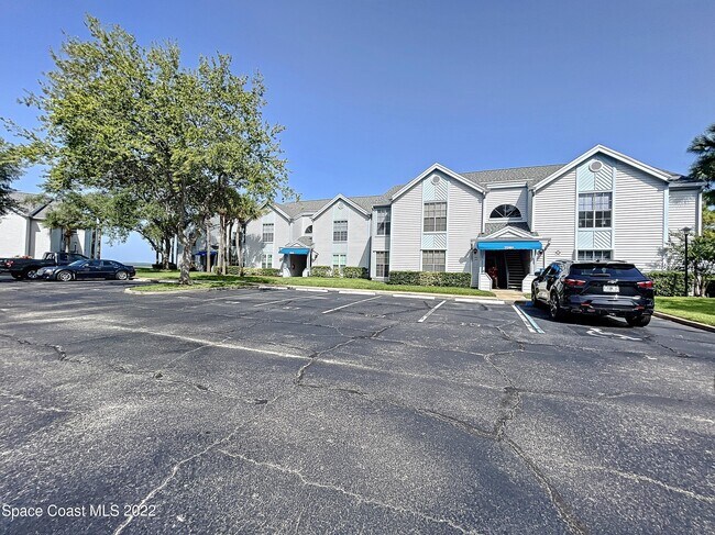 Building Photo - 7040 US-1