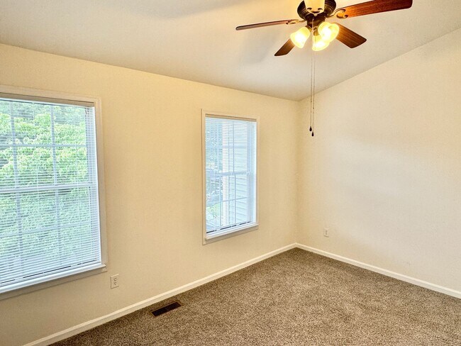Building Photo - 12298 Granada Way