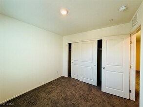 Building Photo - 2562 Blue Passion Ave