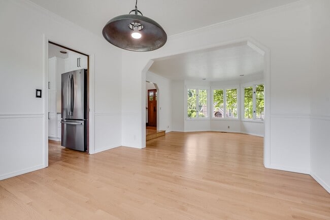Building Photo - Beautiful 4 Bed, 3 Bath Rental Home in Cedar Mills Neighborhood!