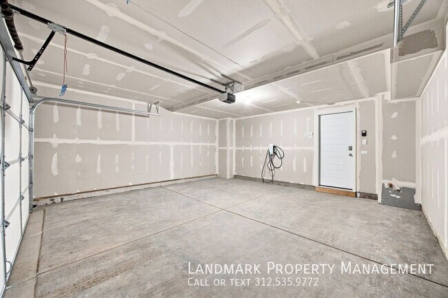 Building Photo - 17389 Ulster Dr