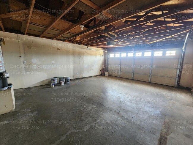 Building Photo - 10112 Meacham Rd