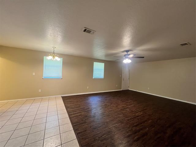 Building Photo - 4422 Bobbie Ann Dr