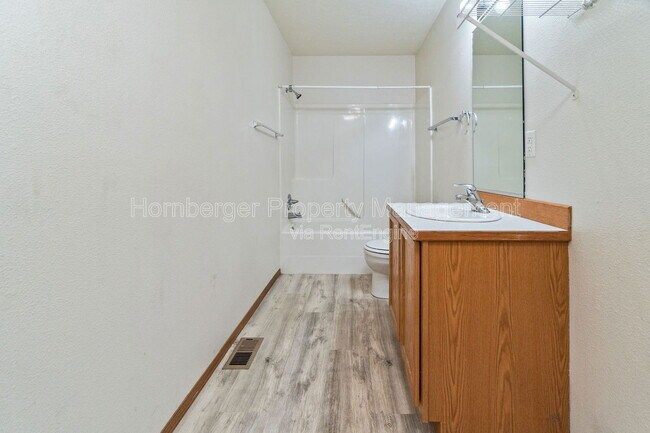 Building Photo - 2814 N 14th Pl