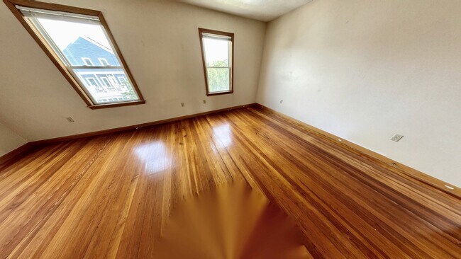 Building Photo - 55 Dartmouth St