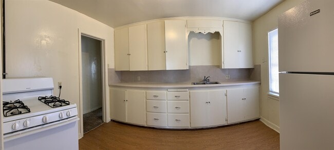 Building Photo - 1217 Ross St