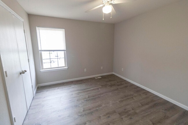 Building Photo - 5307 Currituck Ln