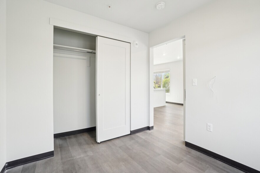 Building Photo - 1326 S 500 E