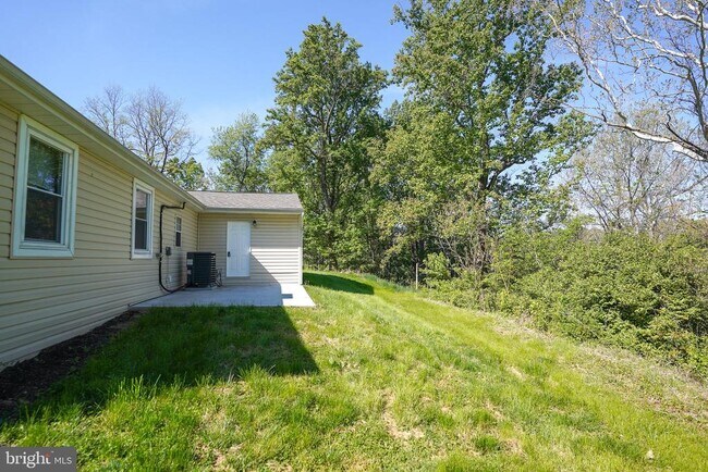 Building Photo - 2816 Ballenger Creek Pike