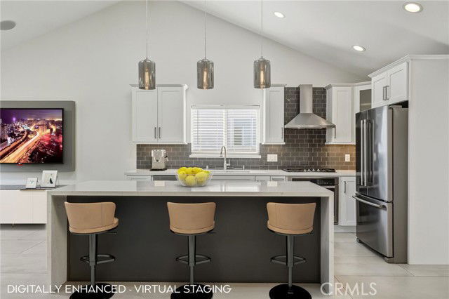 Building Photo - 6017 Encino Ave