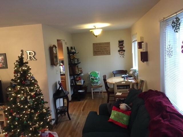 Building Photo - 130 Lacrosse St