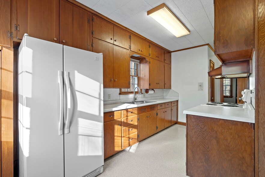 Building Photo - 1109 3rd St NW