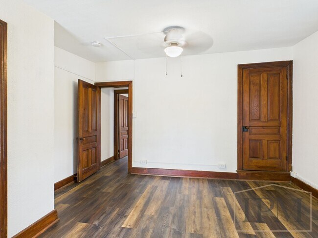 Building Photo - 1/2 OFF 1st Months Rent! Available Now!  D...