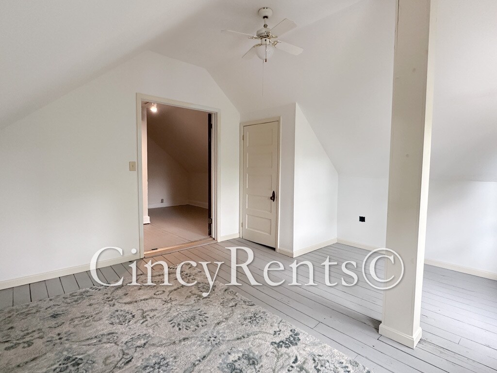 Building Photo - 3570 Edwards Rd