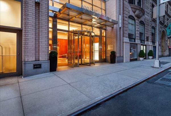 Building Photo - 800 Sixth Avenue
