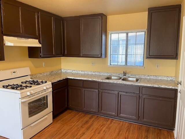 Building Photo - 11109 S Broadway