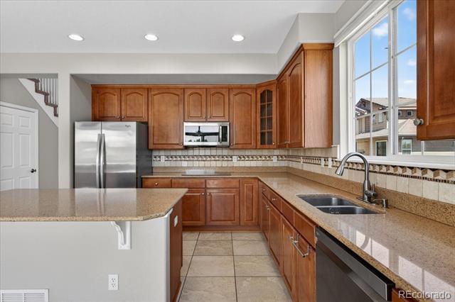 Building Photo - 10543 Laurelglen Cir