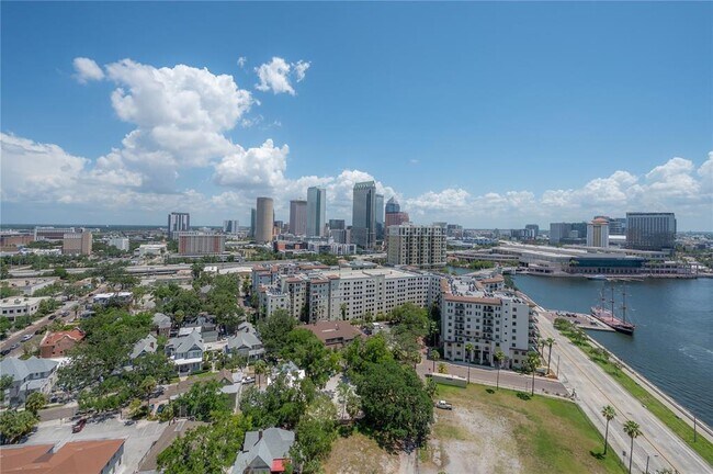 Building Photo - 345 Bayshore Blvd