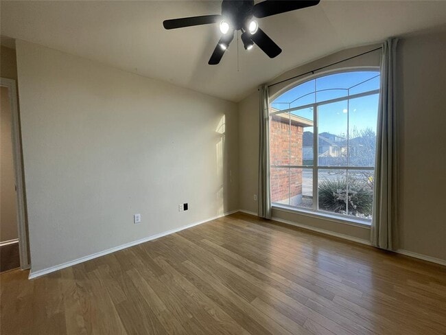 Building Photo - 803 Middle Brook Dr