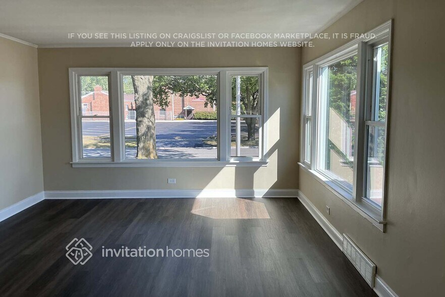 Building Photo - 9344 S 54th Ct