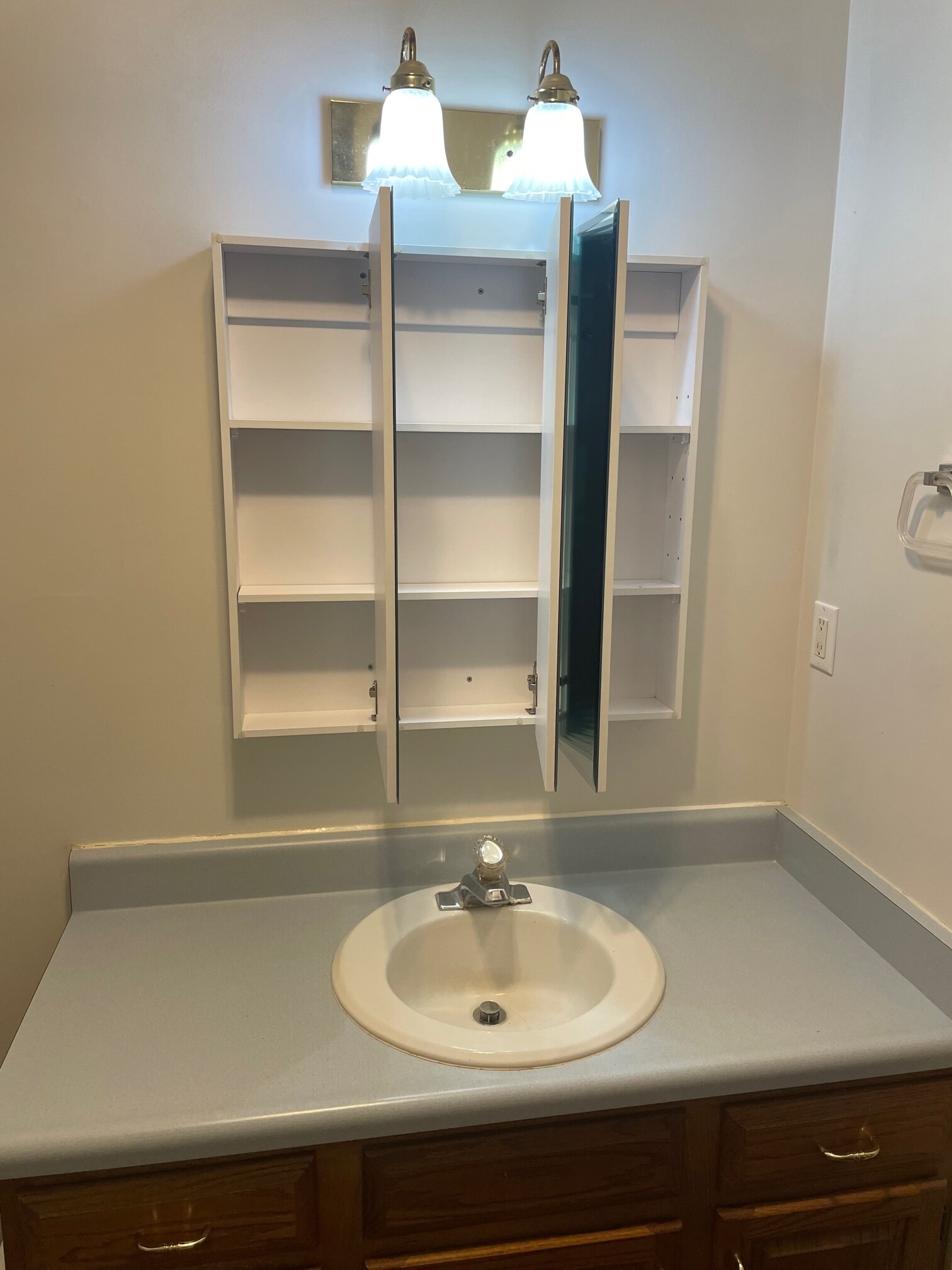 Bathroom New Medicine Cabinet - 6604 Logan Ave