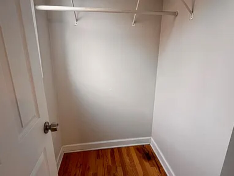 Building Photo - 1513 W Erie St